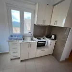 Agnes Rooms